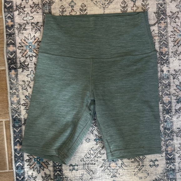 lululemon High-Rise align Shorts in Heathered Sage Green - Picture 2 of 3